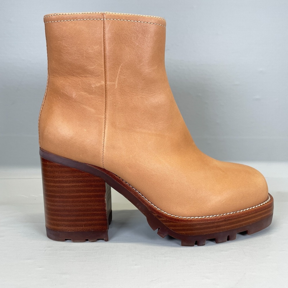 Jeffrey Campbell Abundant Lug Sole Ankle Boots Womens Sz 9.5 Tan Leather Chunky